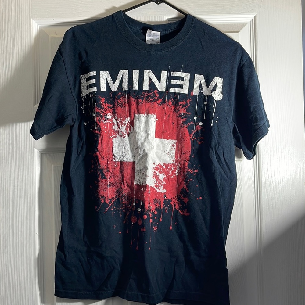 Eminem size medium tshirt